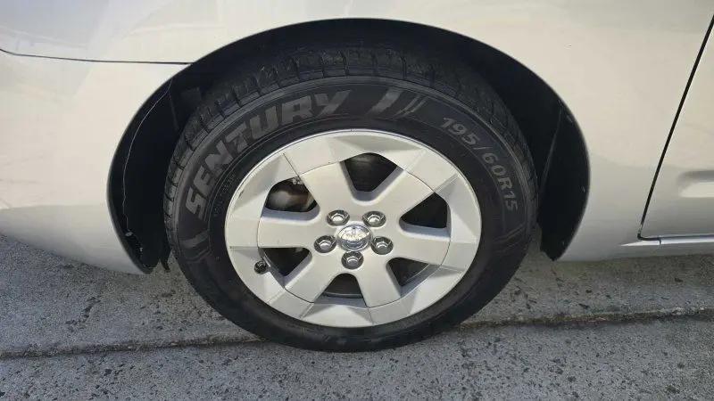 2007 Toyota Prius Base