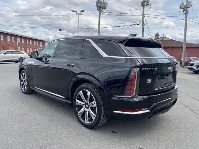 2025 Cadillac Escalade Luxury 1