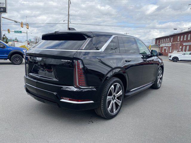 2025 Cadillac Escalade Luxury 1