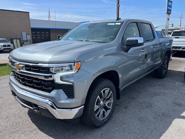 2025 Chevrolet Silverado 1500 4WD Crew Cab Short Bed LT with 2FL
