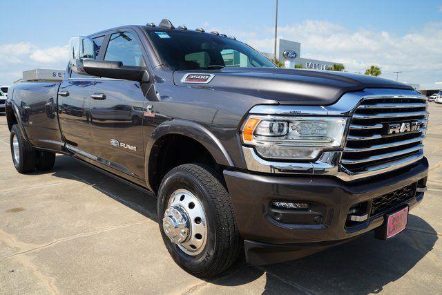 2022 RAM 3500 Limited Longhorn Crew Cab 4x4 8 Box