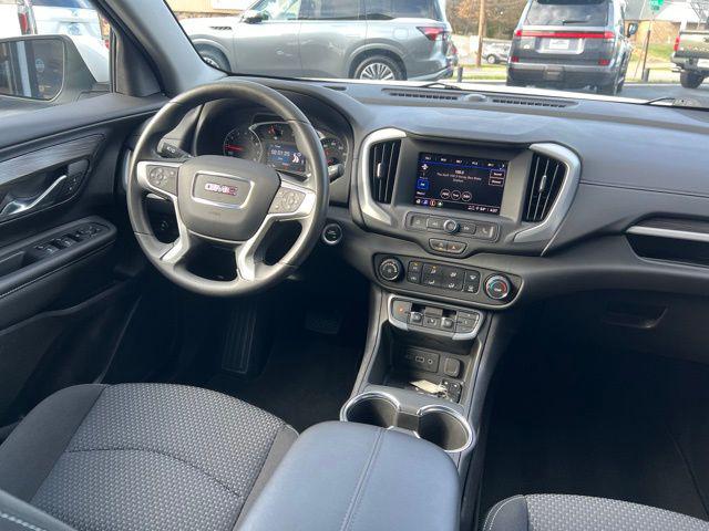 2024 GMC Terrain AWD SLE