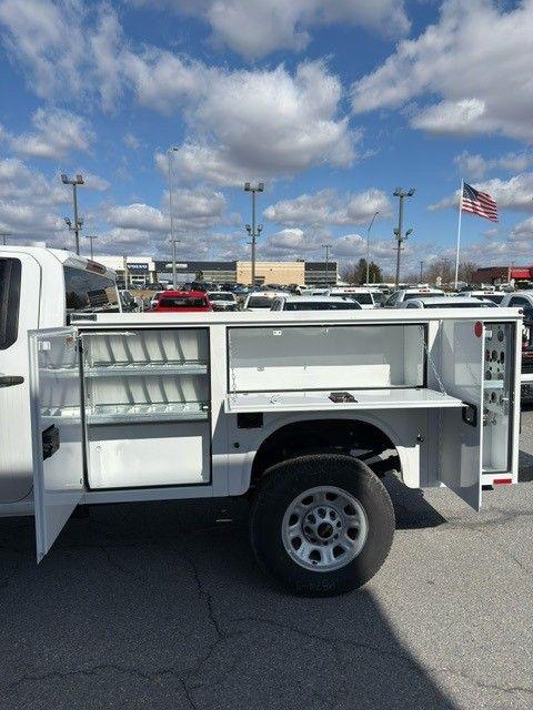 2024 GMC Sierra 3500HD 4WD Crew Cab Long Bed Pro