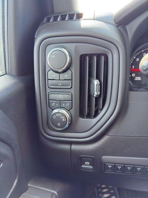 2024 GMC Sierra 3500HD 4WD Crew Cab Long Bed Pro