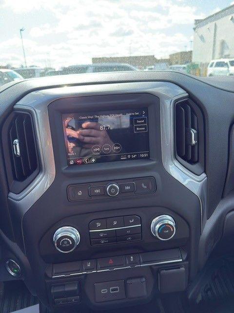 2024 GMC Sierra 3500HD 4WD Crew Cab Long Bed Pro