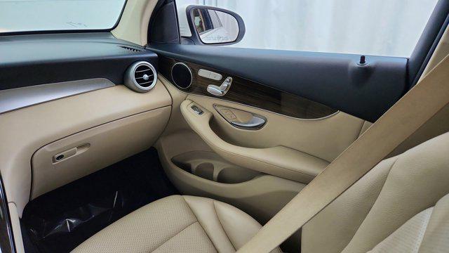 2017 Mercedes-Benz GLC GLC 300