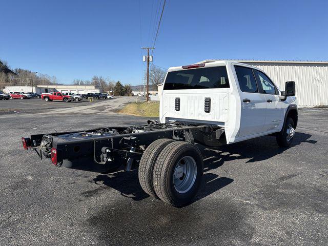 2025 GMC Sierra 3500HD Pro