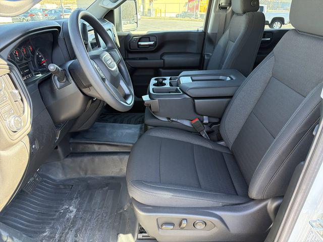 2025 GMC Sierra 3500HD Pro
