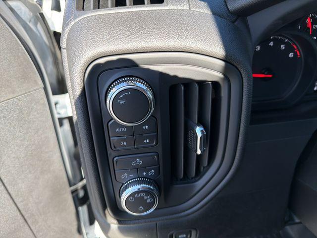 2025 GMC Sierra 3500HD Pro
