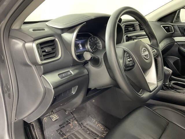 2023 Nissan Maxima SV Xtronic CVT