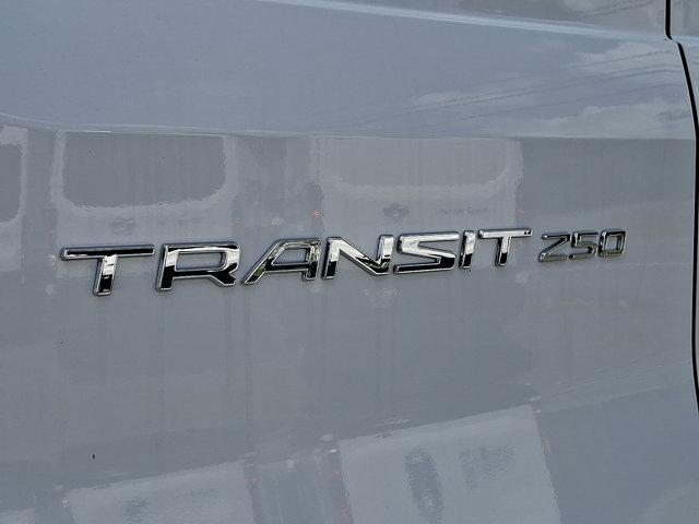 2025 Ford Transit Cargo Van T-250 148 Med Rf 9070 GVWR RWD