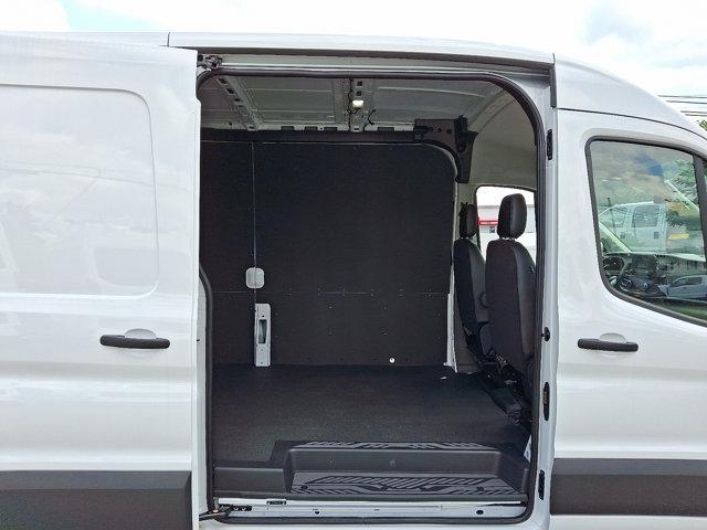 2025 Ford Transit Cargo Van T-250 148" Med Rf 9070 GVWR RWD