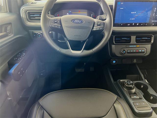 2025 Ford Maverick Lobo Standard