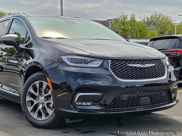 2025 Chrysler Pacifica Hybrid PACIFICA PLUG-IN HYBRID PINNACLE