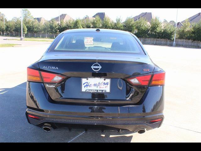 2023 Nissan Altima SR FWD