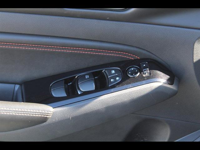 2023 Nissan Altima SR FWD
