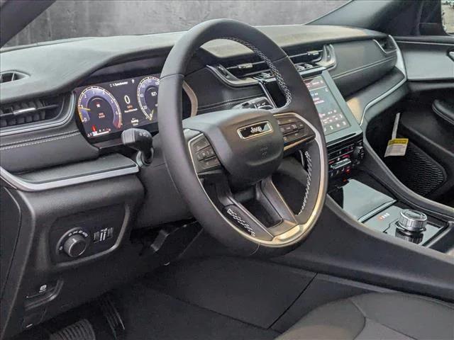 2025 Jeep Grand Cherokee GRAND CHEROKEE L LAREDO 4X2