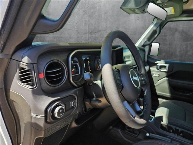 2025 Jeep Gladiator GLADIATOR RUBICON 4X4