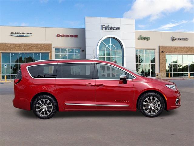 2025 Chrysler Pacifica Hybrid PACIFICA PLUG-IN HYBRID PINNACLE