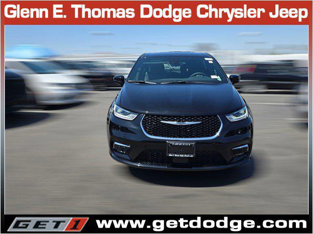 2025 Chrysler Pacifica Hybrid PACIFICA PLUG-IN HYBRID SELECT