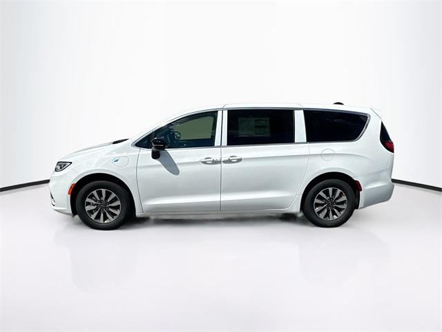 2025 Chrysler Pacifica Hybrid PACIFICA PLUG-IN HYBRID SELECT