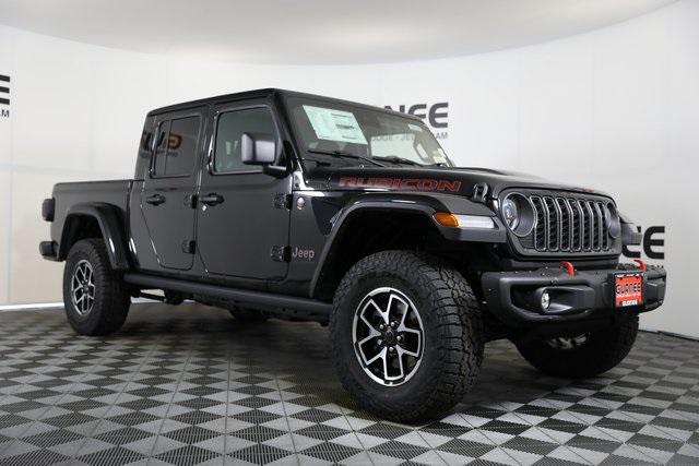 2025 Jeep Gladiator GLADIATOR RUBICON X 4X4