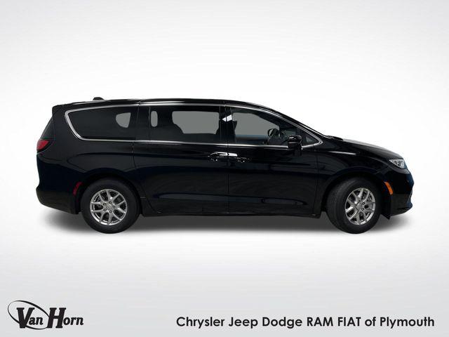 2025 Chrysler Pacifica PACIFICA SELECT