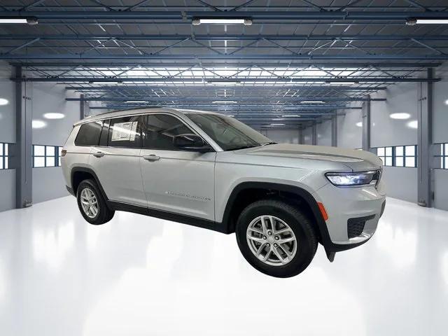 2025 Jeep Grand Cherokee GRAND CHEROKEE L LAREDO X 4X2