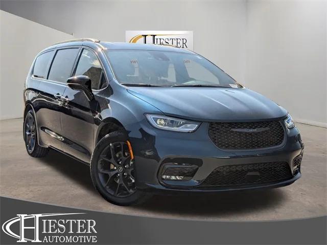 2025 Chrysler Pacifica PACIFICA LIMITED
