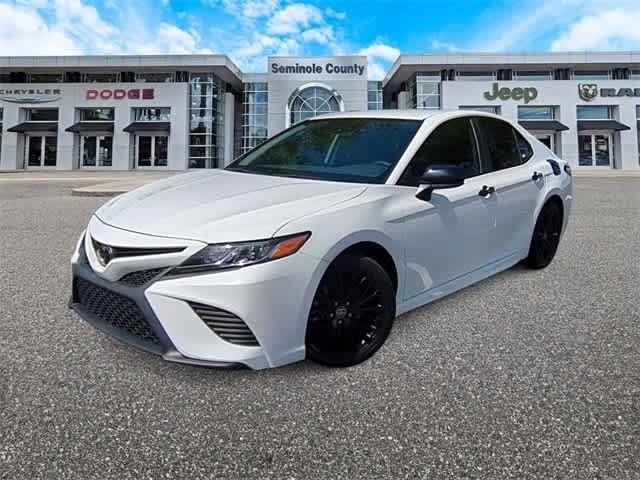 2020 Toyota Camry SE Nightshade Edition AWD