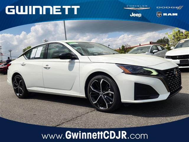 2023 Nissan Altima SR FWD