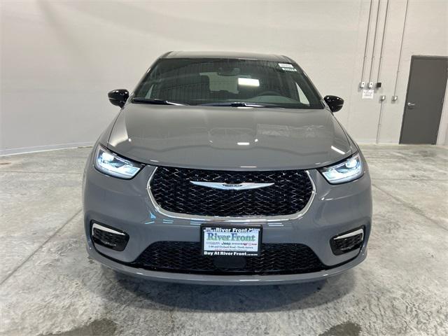 2025 Chrysler Pacifica PACIFICA SELECT