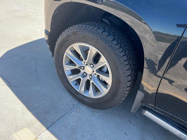 2021 Chevrolet Silverado 1500 4WD Crew Cab Short Bed High Country