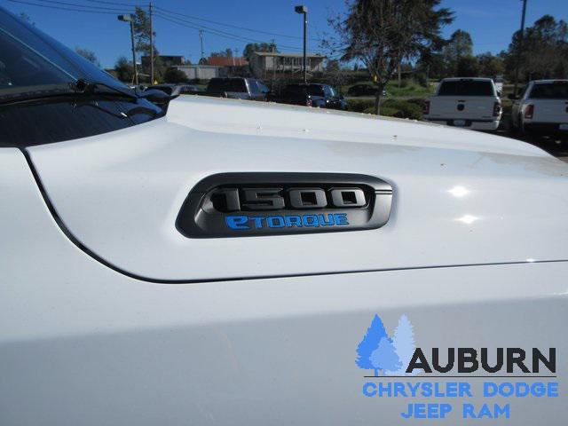 2025 RAM Ram 1500 RAM 1500 TRADESMAN CREW CAB 4X4 57 BOX