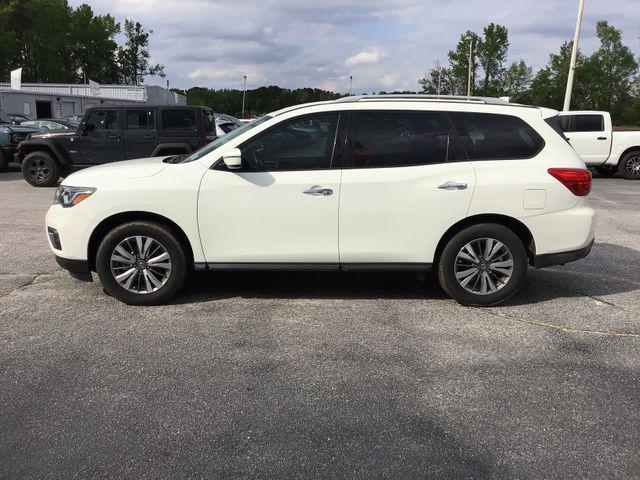 2019 Nissan Pathfinder S