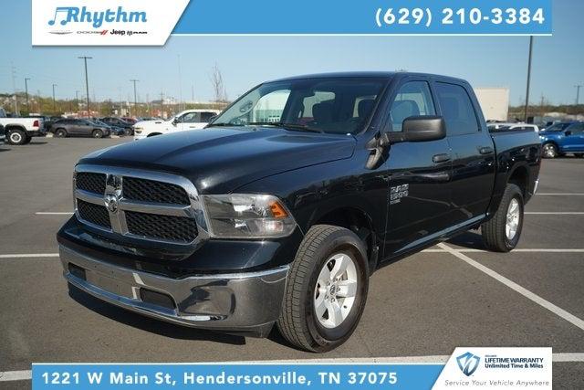 2022 RAM 1500 Classic SLT Crew Cab 4x4 57 Box