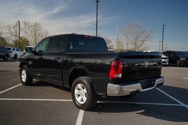 2022 RAM 1500 Classic SLT Crew Cab 4x4 57 Box