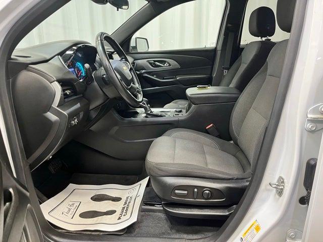 2023 Chevrolet Traverse AWD LT Cloth