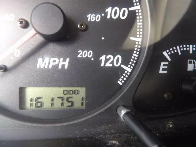 2000 Isuzu Rodeo LS