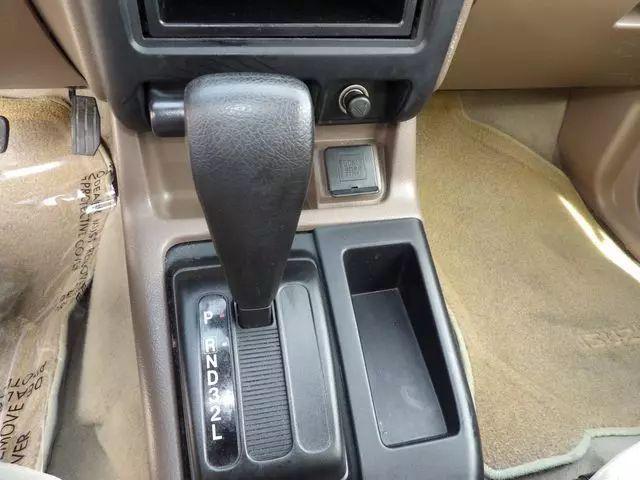 2000 Isuzu Rodeo LS