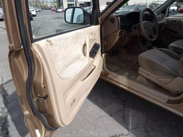 2000 Isuzu Rodeo LS