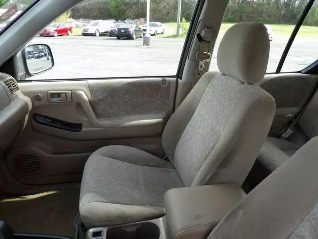 2000 Isuzu Rodeo LS
