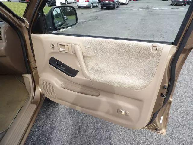 2000 Isuzu Rodeo LS