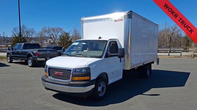2025 GMC Savana Cutaway Work Van