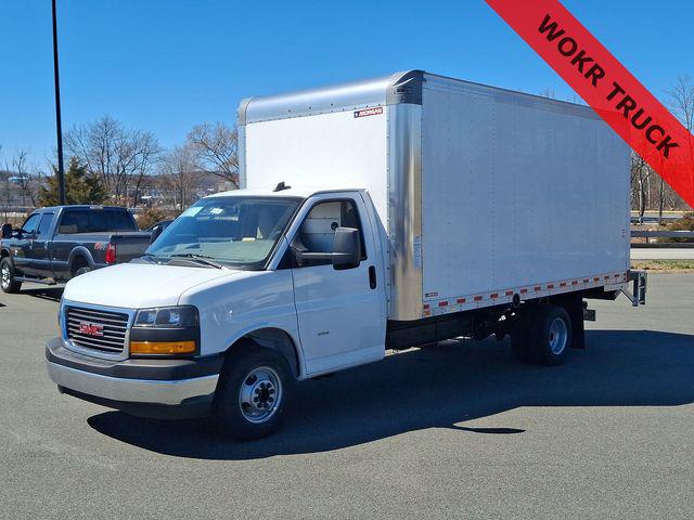 2025 GMC Savana Cutaway Work Van
