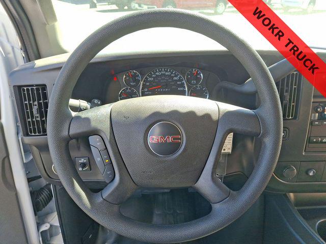 2025 GMC Savana Cutaway Work Van