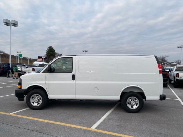 2025 Chevrolet Express Cargo Van RWD 2500 Regular Wheelbase WT