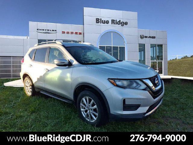 2017 Nissan Rogue SV 2017 Nissan Rogue SV