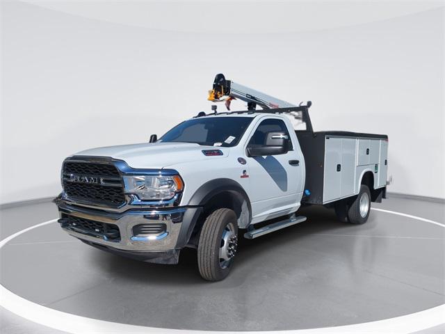 2024 RAM Ram 5500 Chassis Cab RAM 5500 TRADESMAN CHASSIS REGULAR CAB 4X4 84 CA
