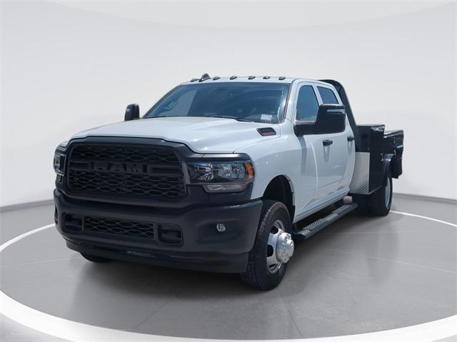 2024 RAM Ram 3500 Chassis Cab RAM 3500 TRADESMAN CREW CAB CHASSIS 4X4 60 CA